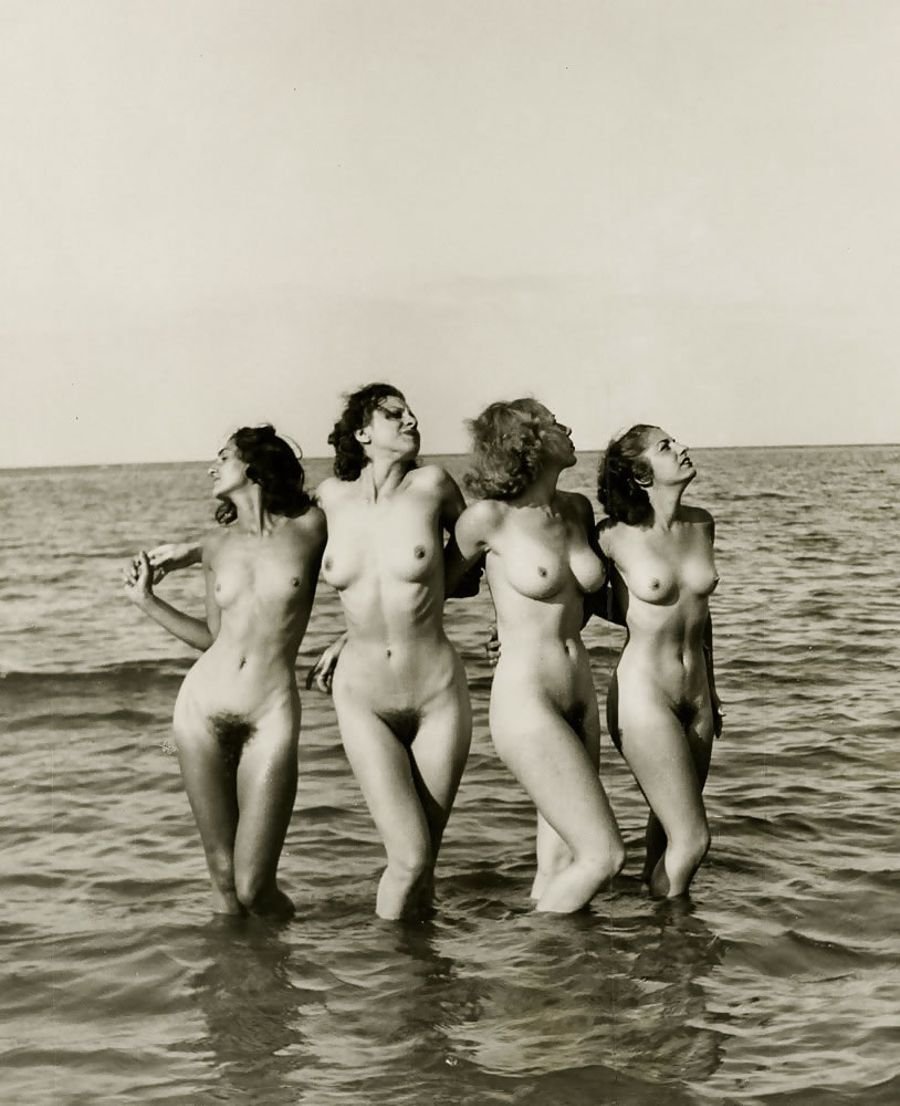 Naked French Retro