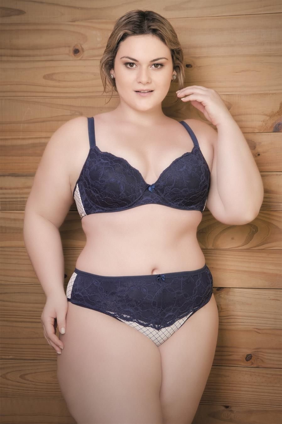 Iskra Arabella Lawrence