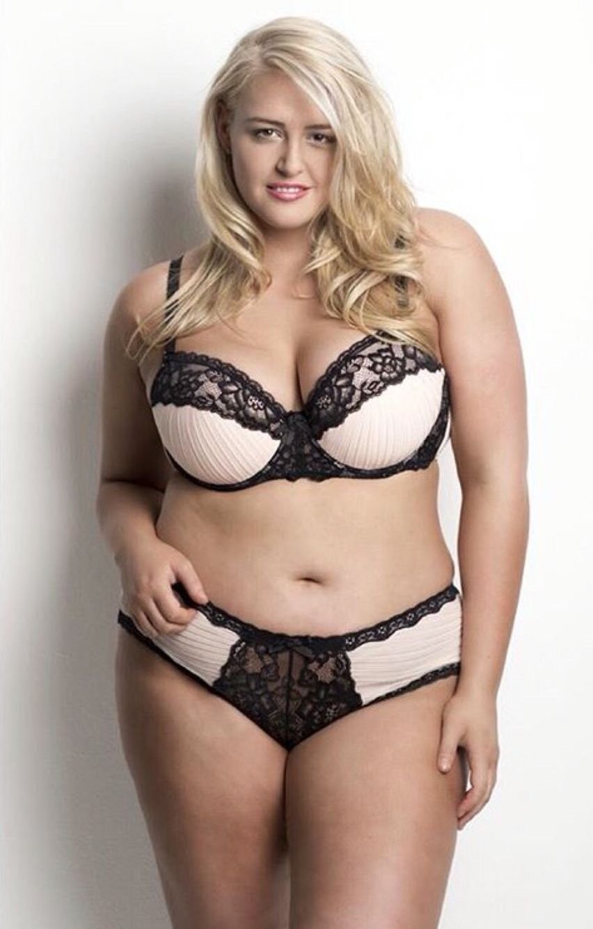 Model Plus-Saise Ashley Graham