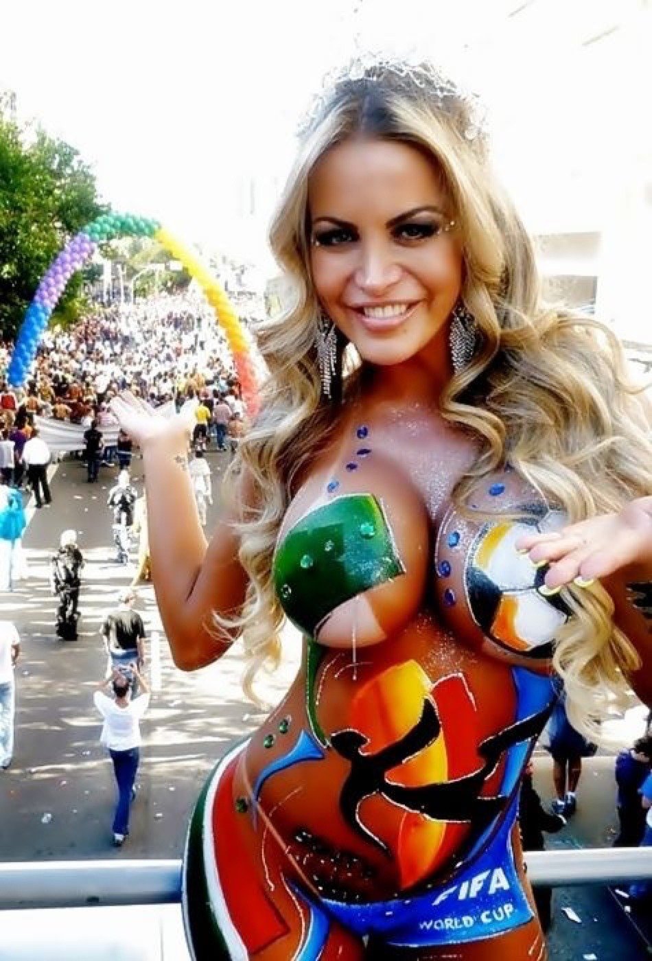 Solo big boobs in paint