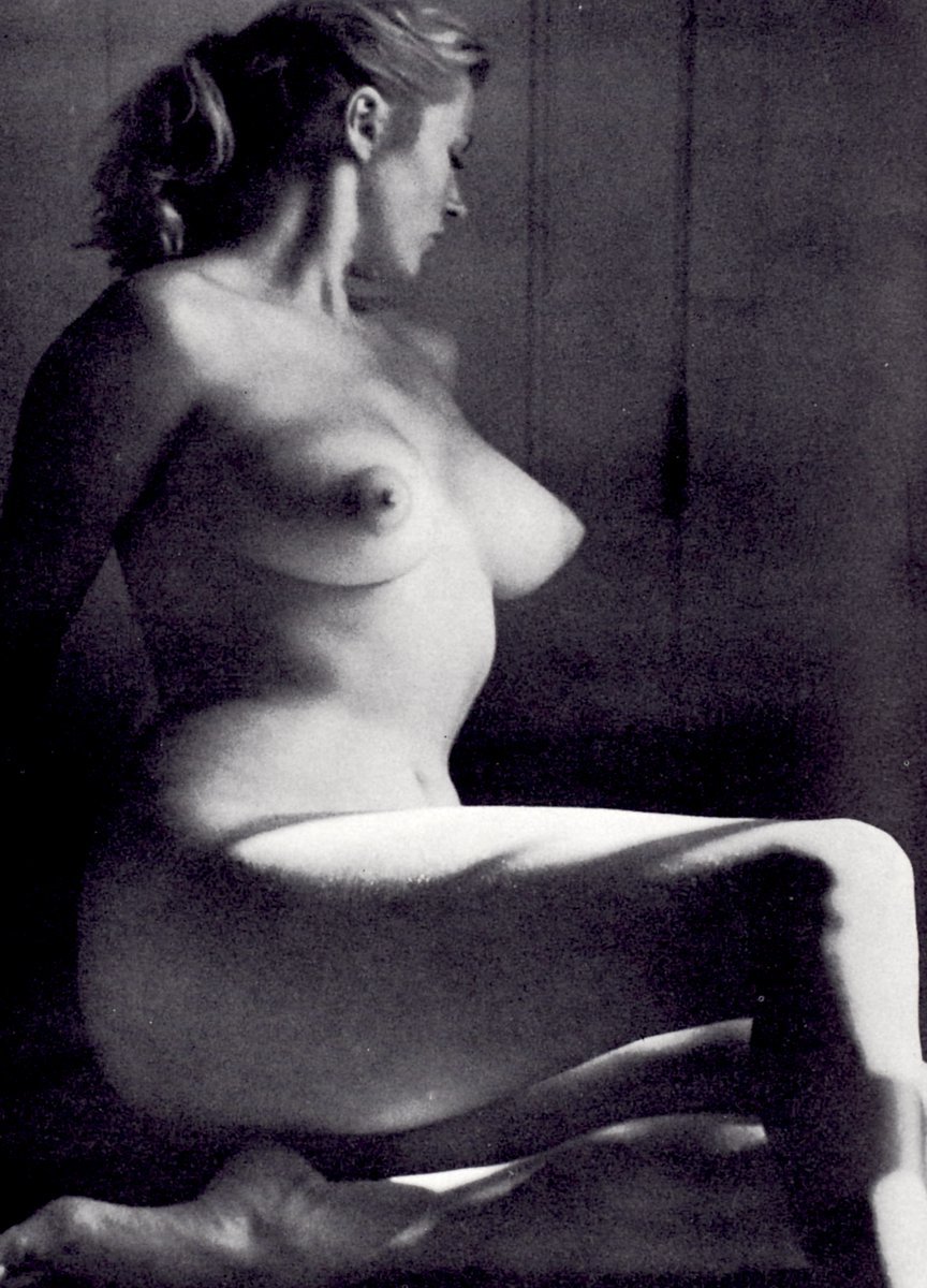 Wallpaper photos of naked Anita Ecberg