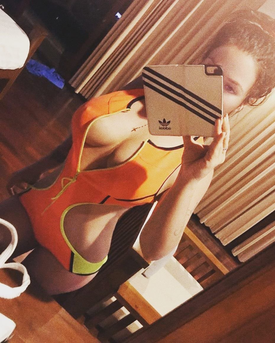 Hosok BTS Naked