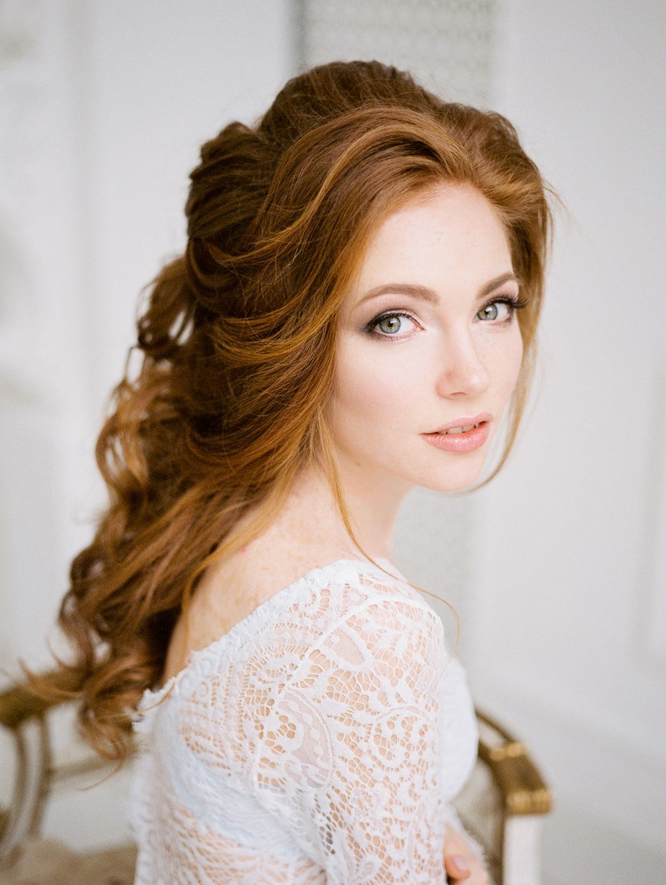 Oksana Butovskaya Red
