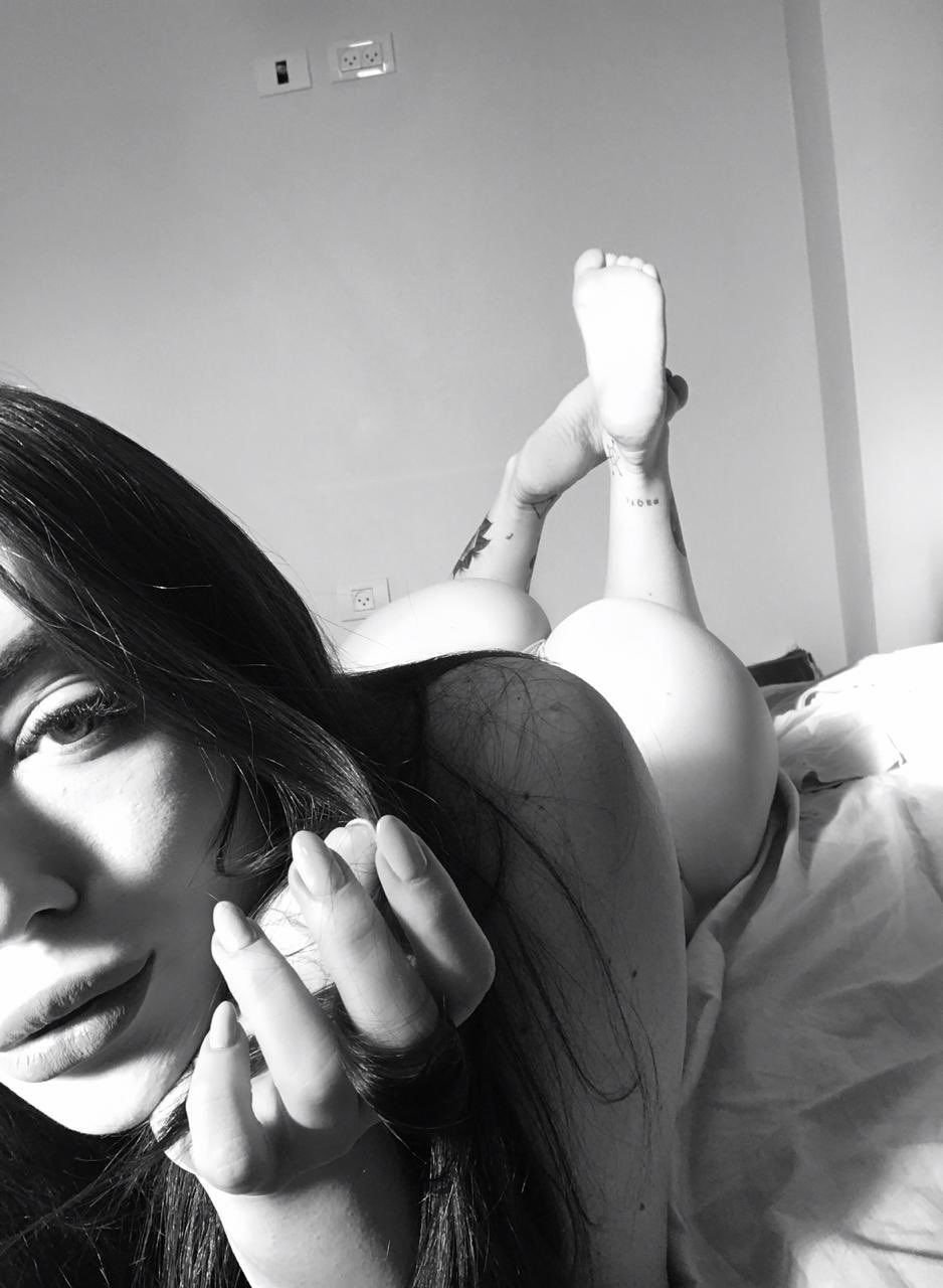 Relaboration with sexy girl