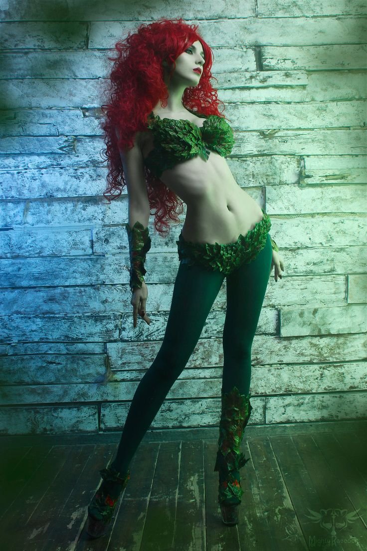 Ari League of Legends in a swimsuit