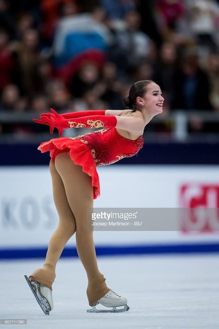 Figure skating Alina Zagitova