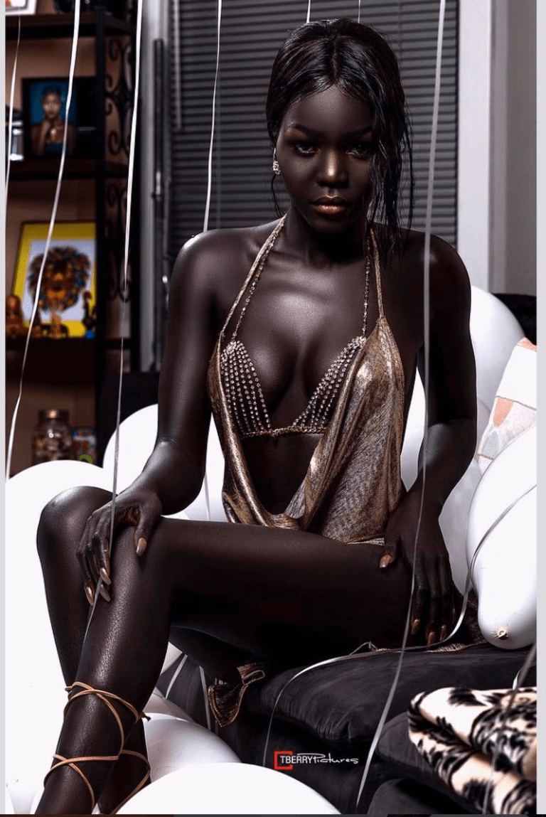 Hi I'll get an 18 art nude