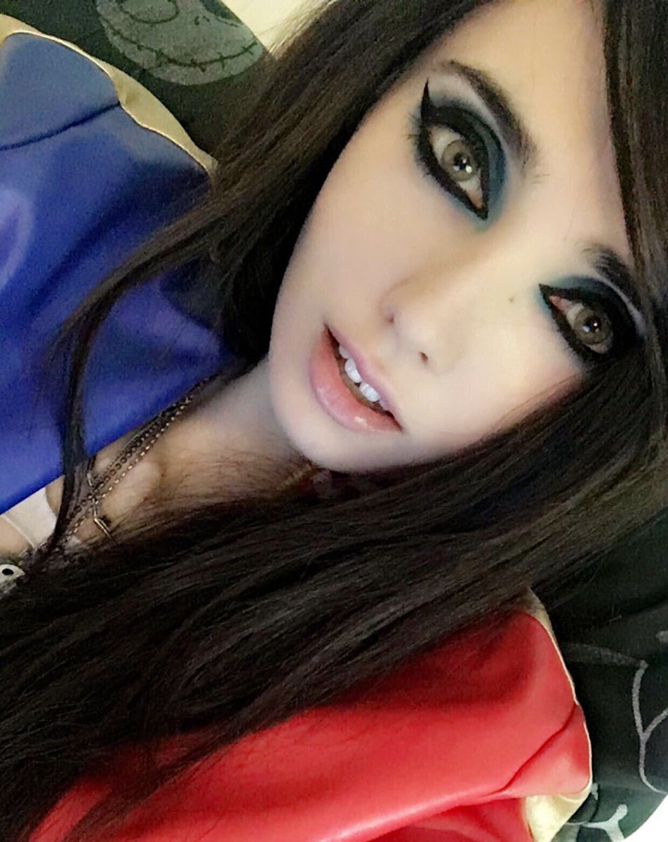 Eugenia Cooney anorexia