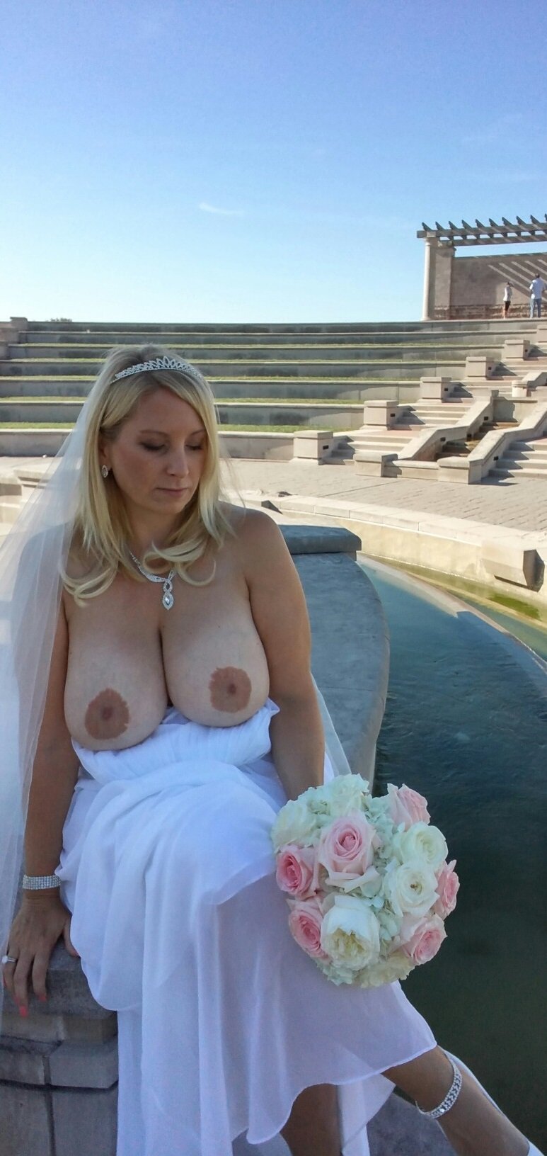 Betty Ballehaus bride