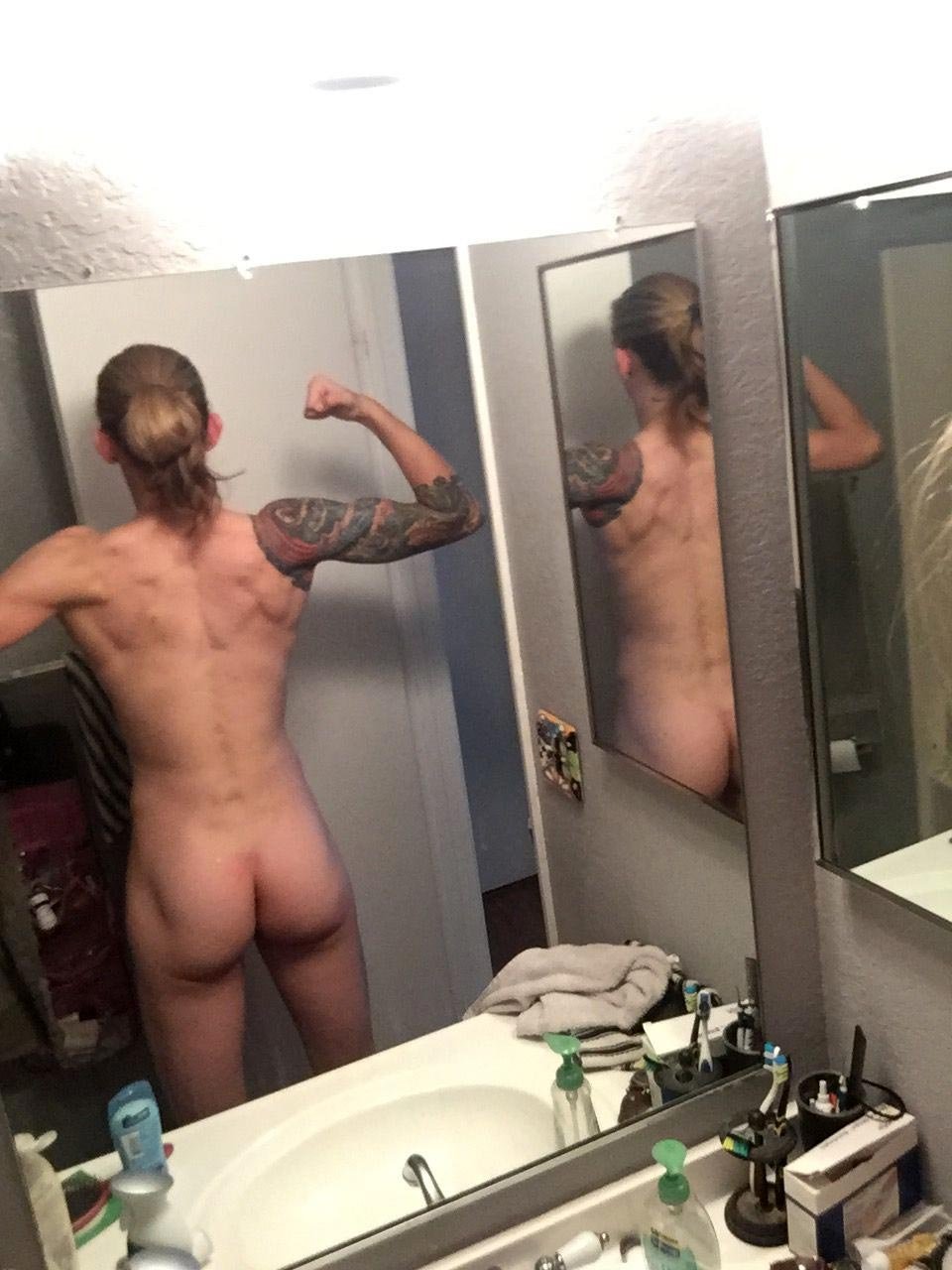 Crystal Westbrux Naked