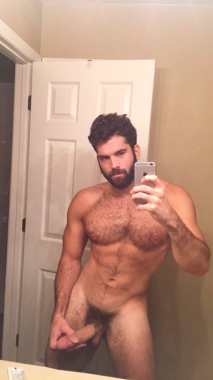 Dan Bilzerian Nude Leak