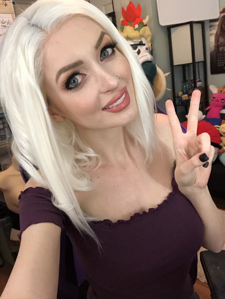 Kristen Lanae chest