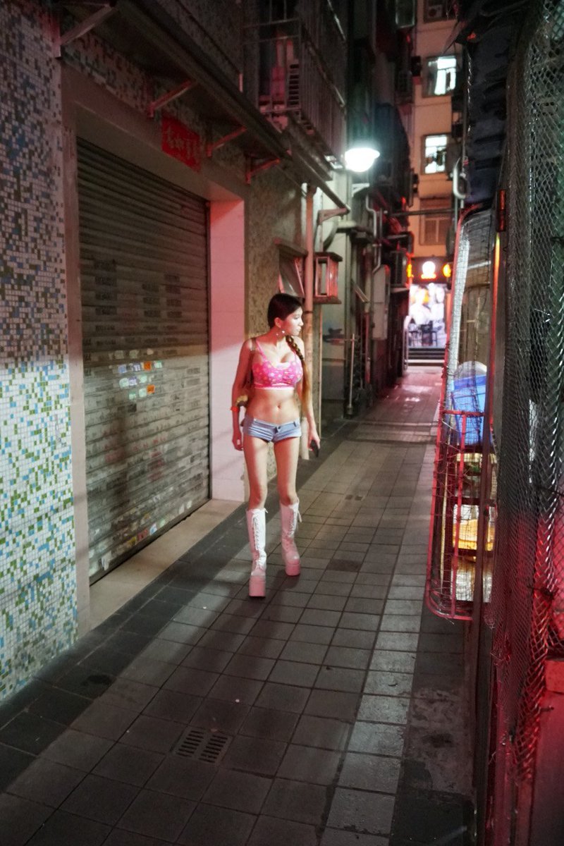 NAOMI Sexycyborg