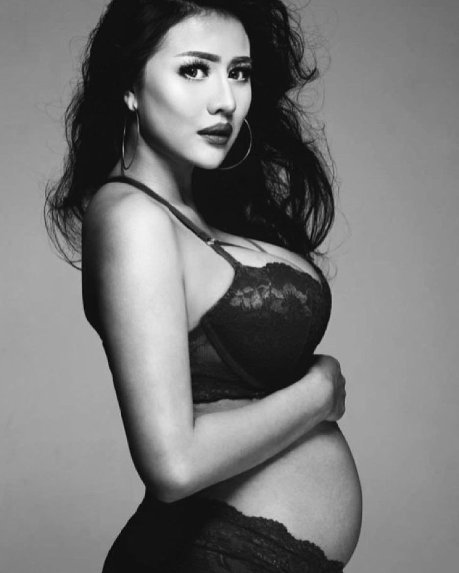 Tengku Dewi Hot