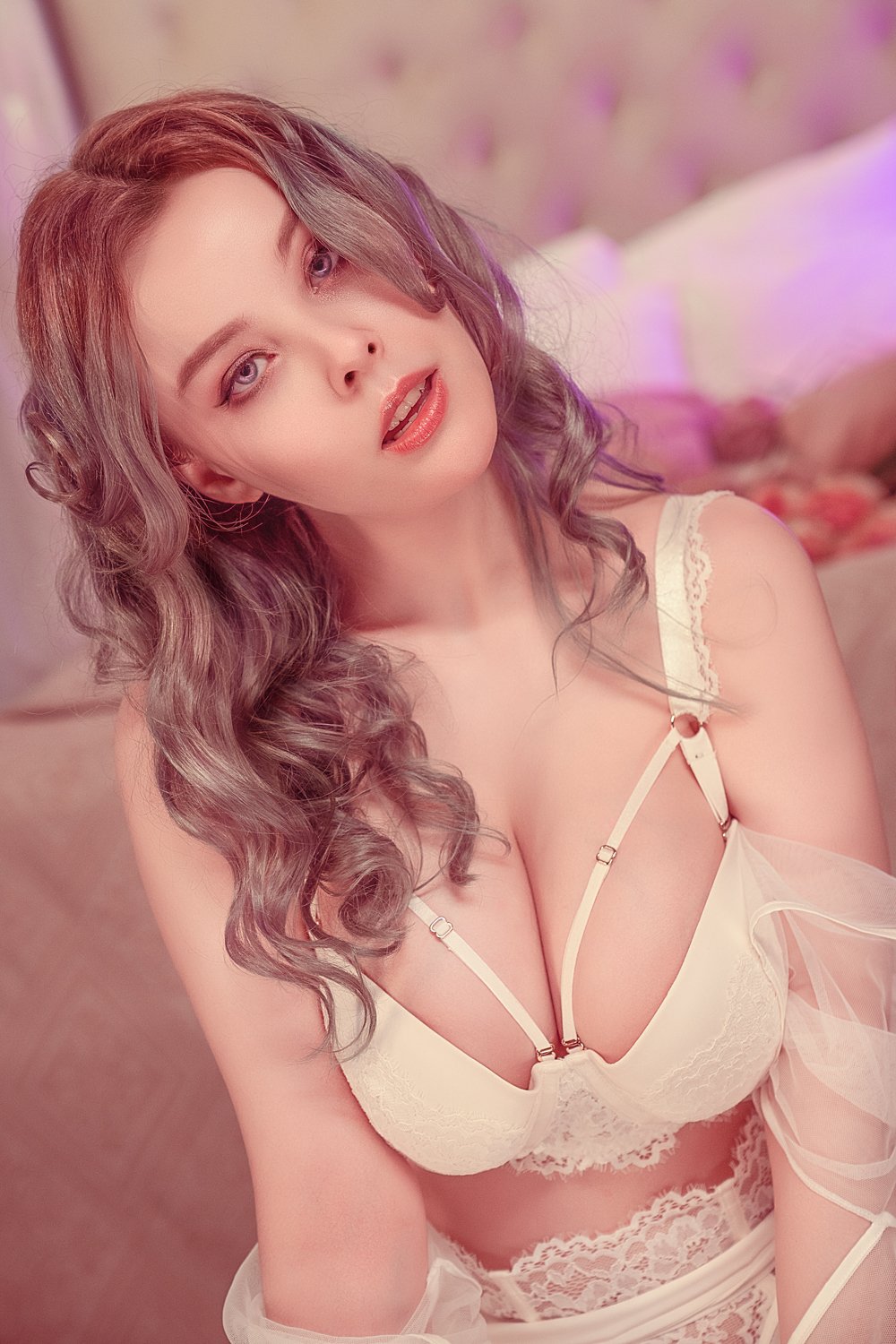 Helly Valentine Helly Valentine 18