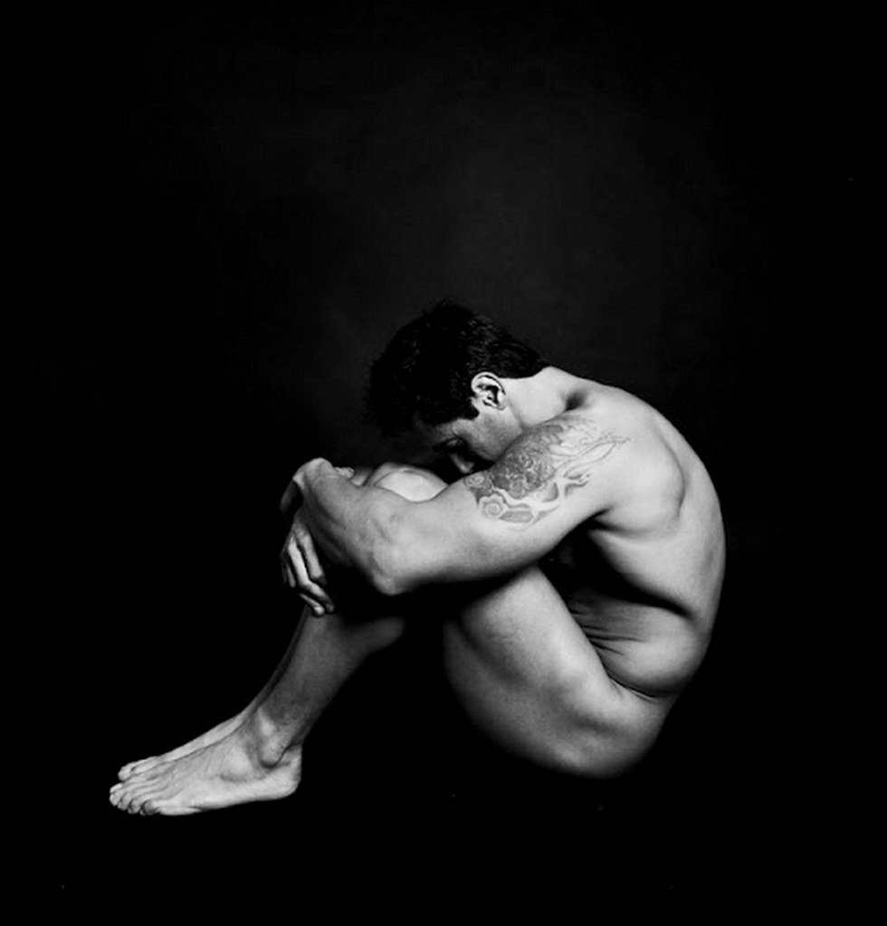 Many beautiful naked guys