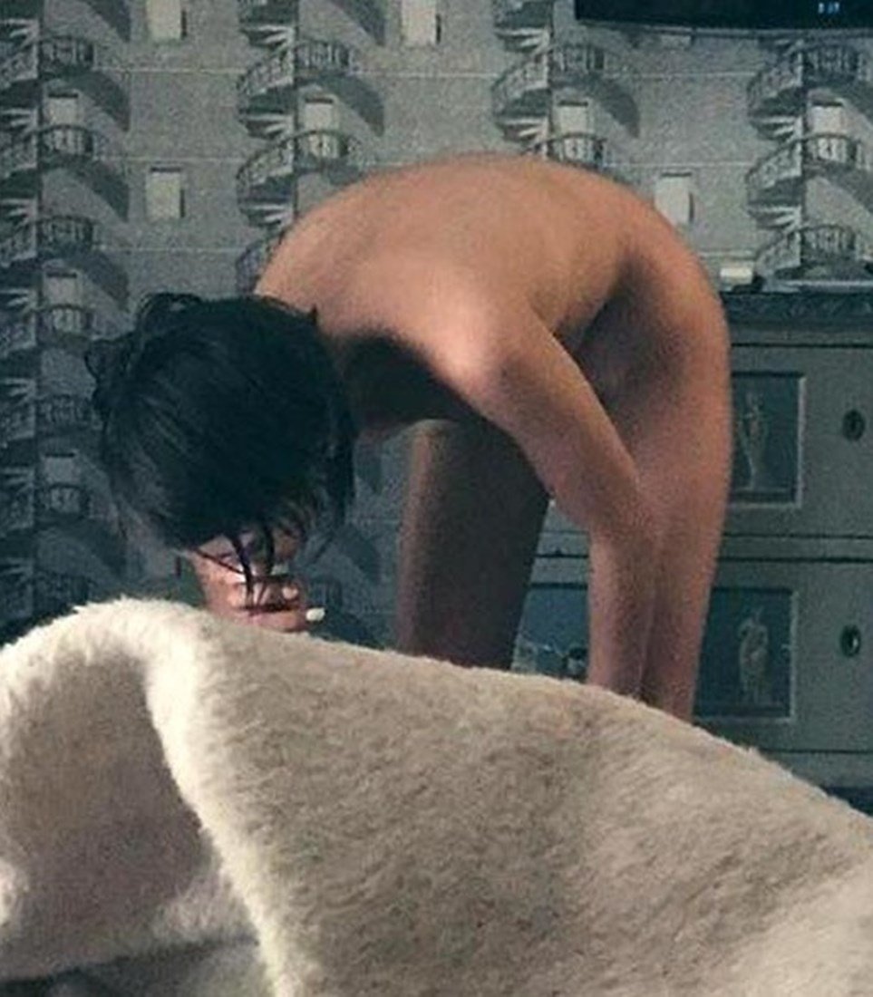 Willa Holland undressed