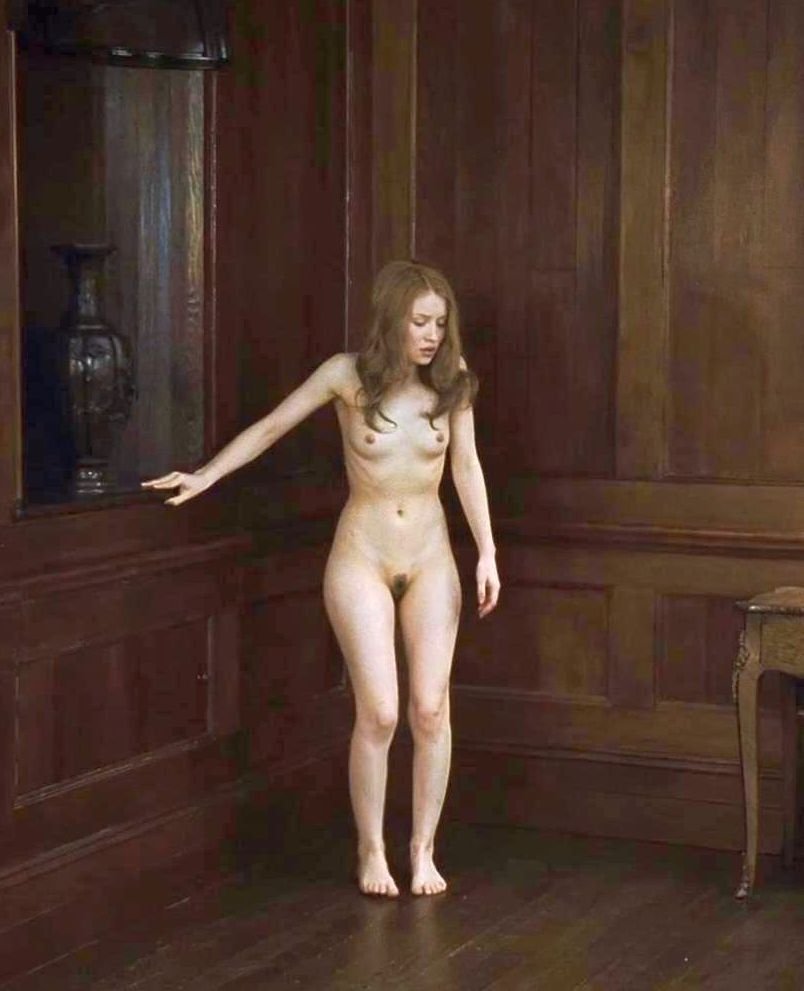 Emily Browning Nudes
