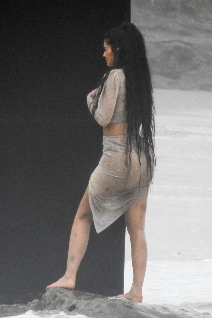 Naked Kylie Jenner Madam