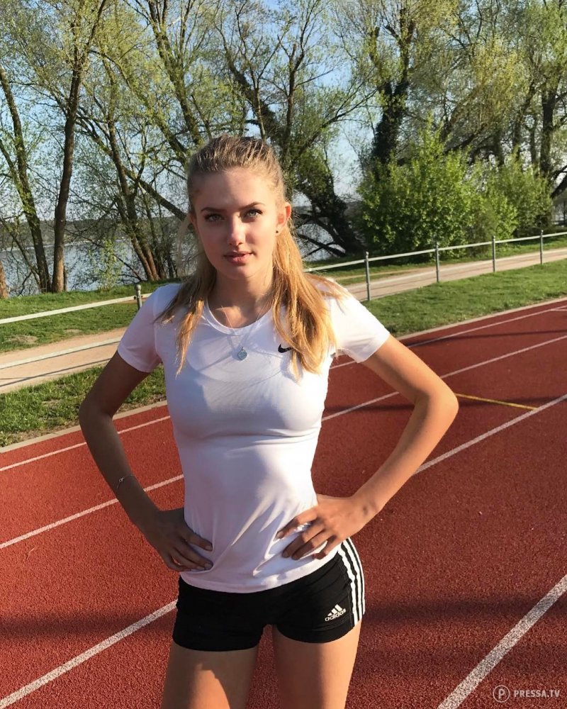 Alicia Schmidt Hot