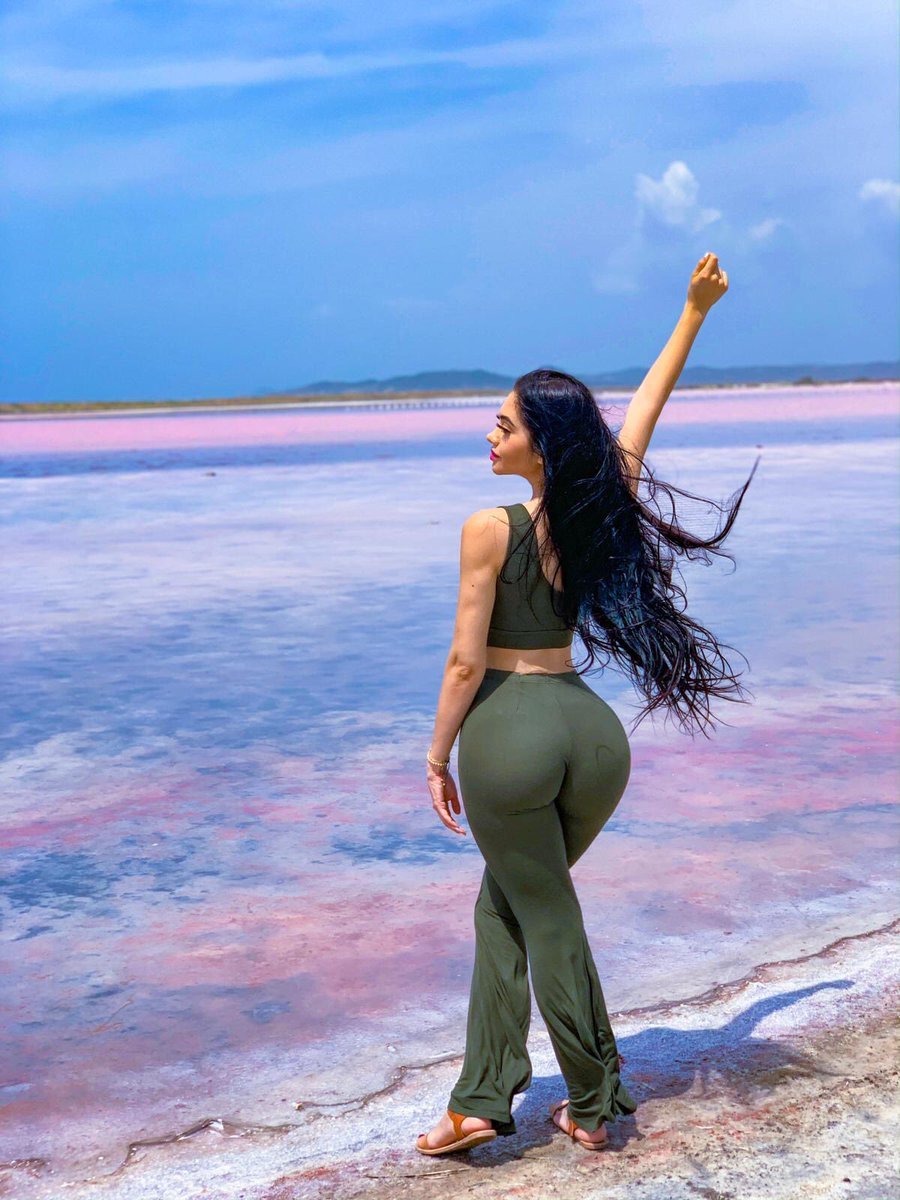 Jailyne OJeda Ochoa (Jailyne Ochoa)