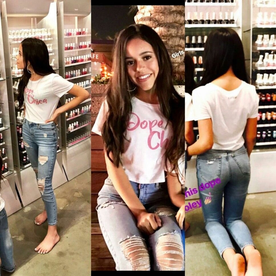 Wallpapers on the phone for girls