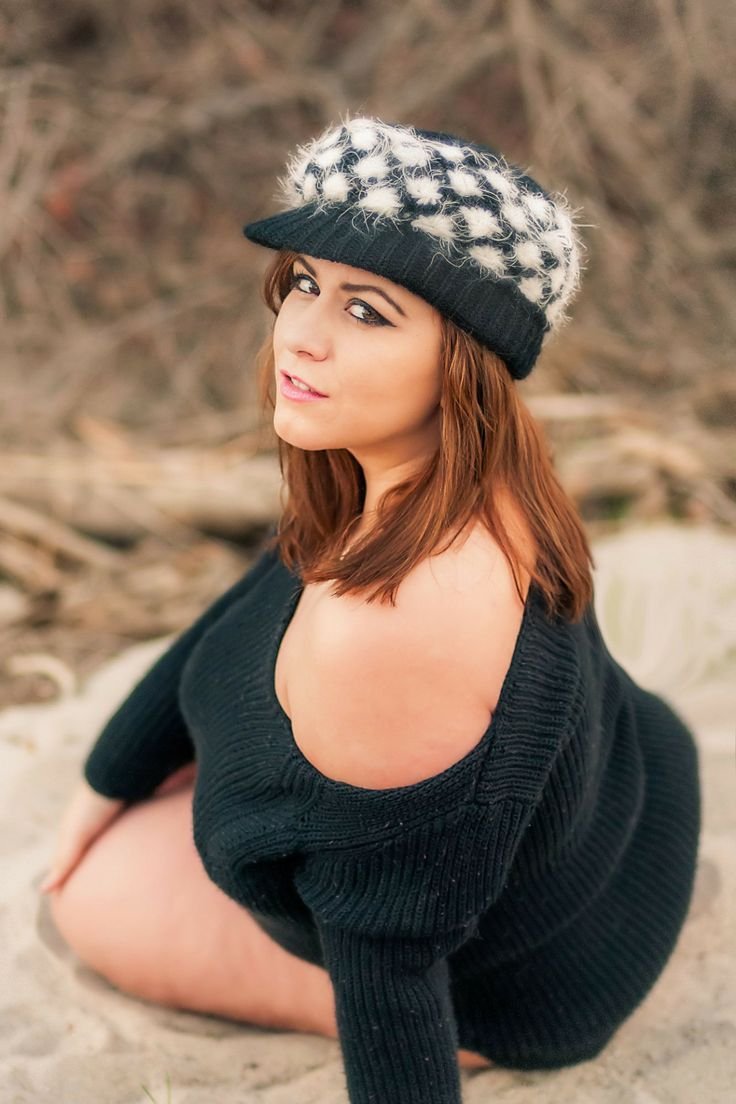 Model plus saz london Andrews