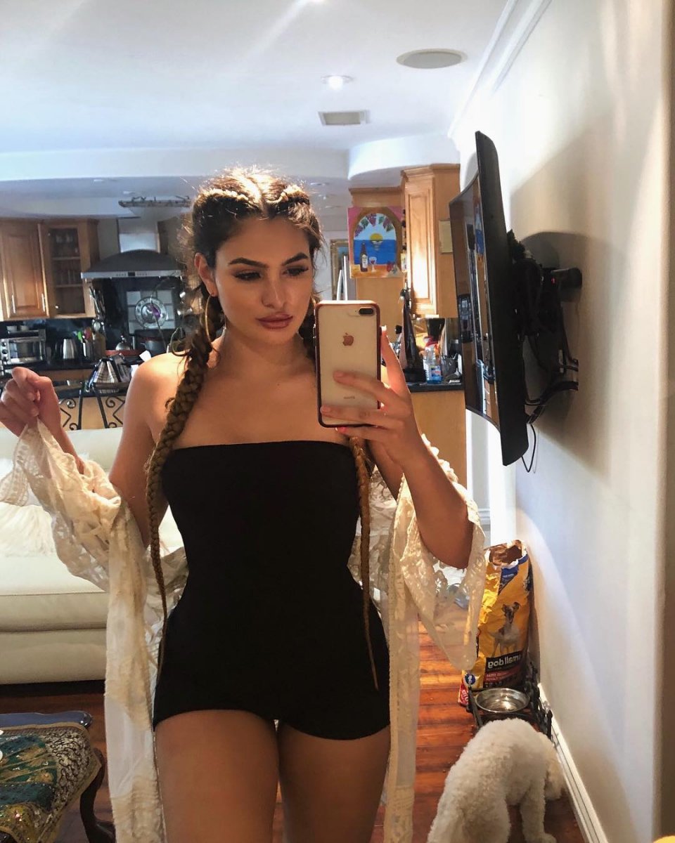 Hannah Stocking Figure Parameters