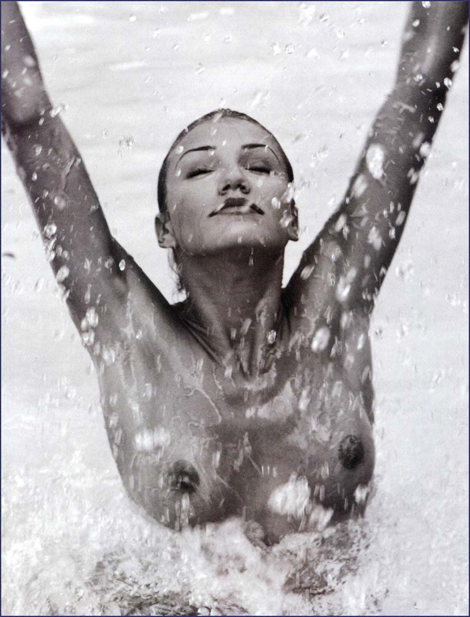 Cameron Diaz 1992 Topless