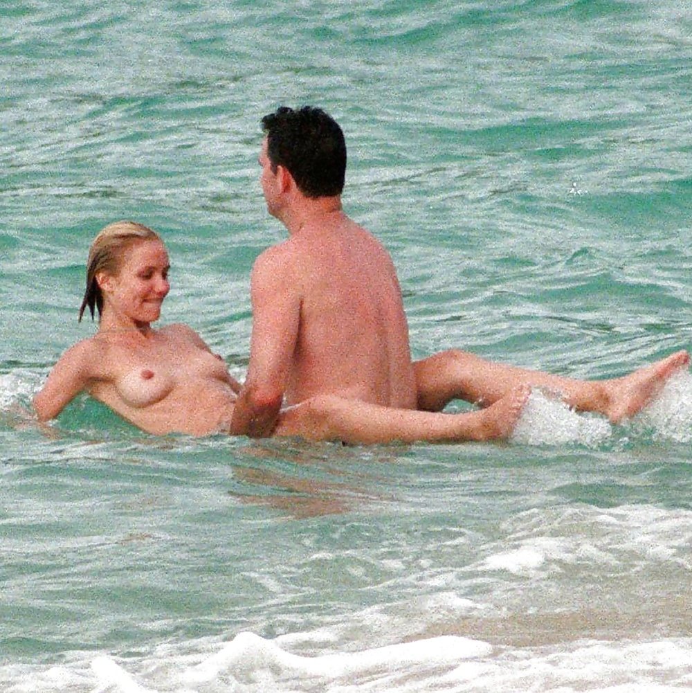 Cameron Diaz Topless