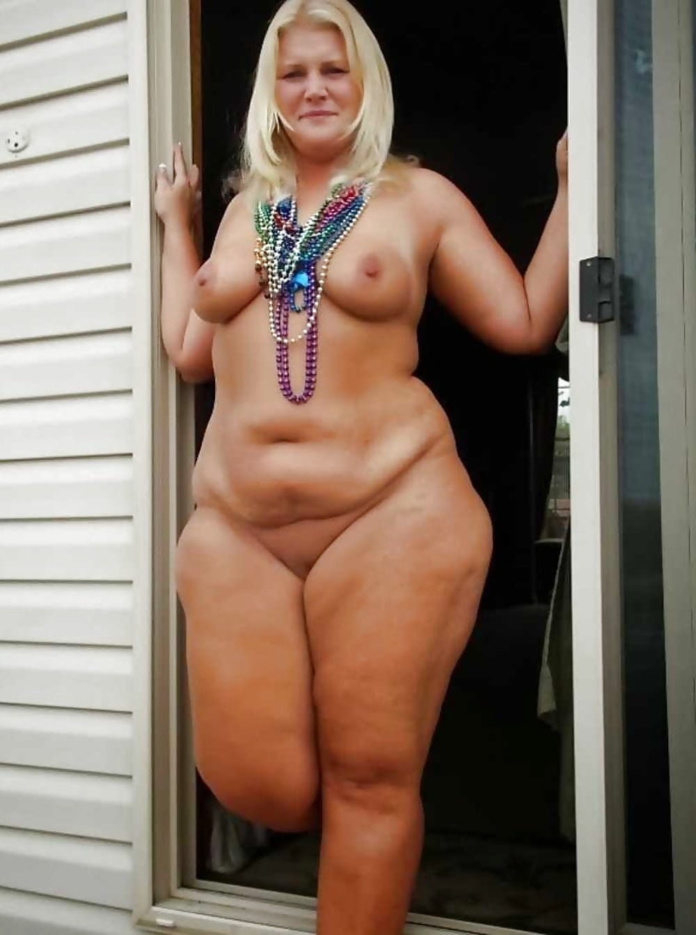 Big butt with legs