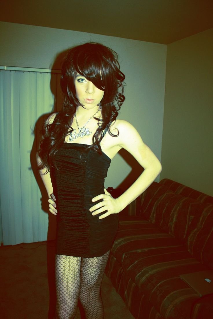Crossdressers in shorts