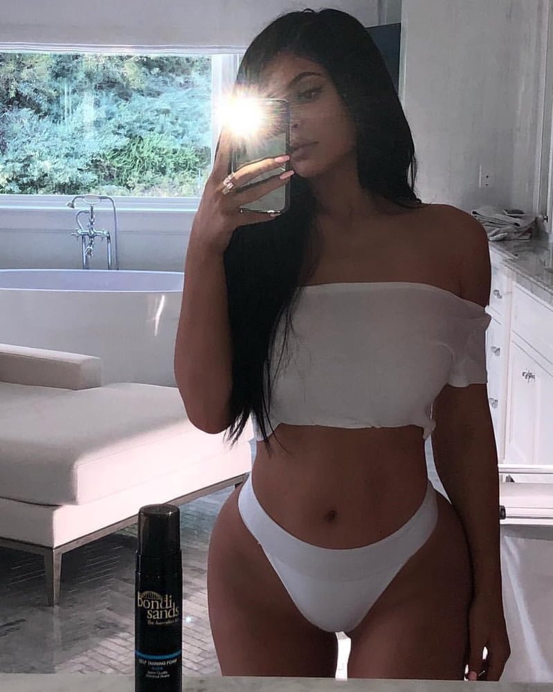 Kylie Jenner Topless