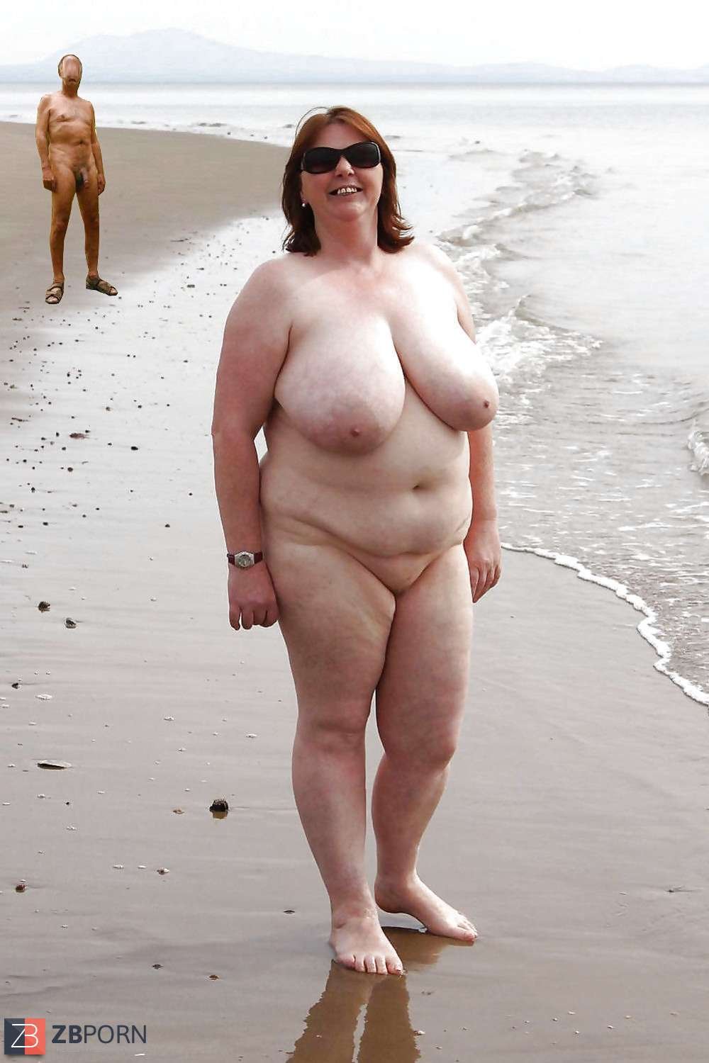 Nudist with wide hips