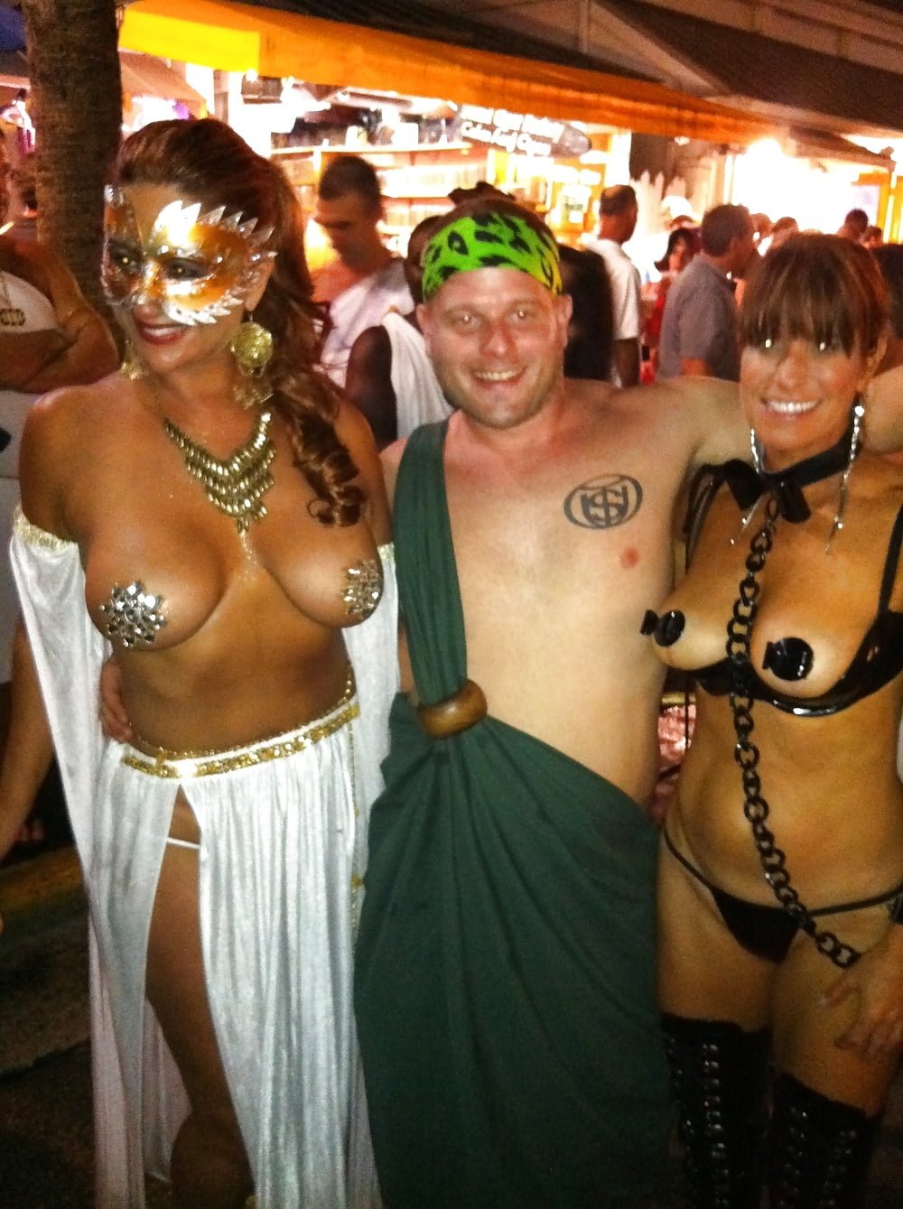New Orleans Festival of boobs