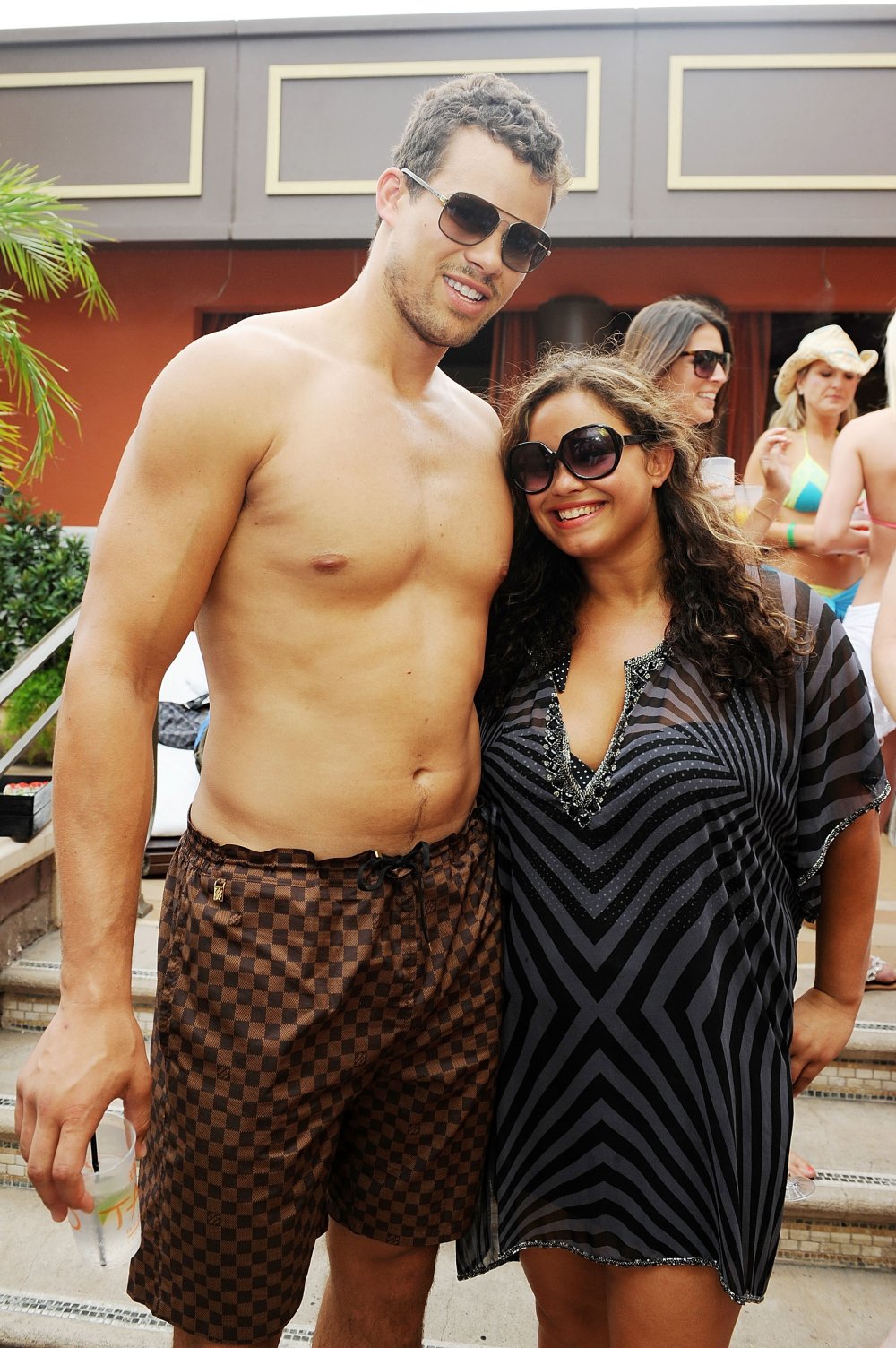 Chris Humphris kiss