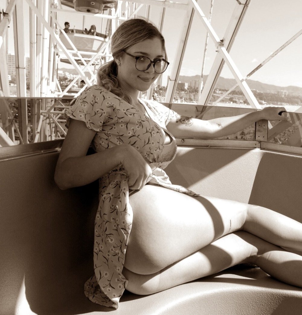Anna Modler hot photos