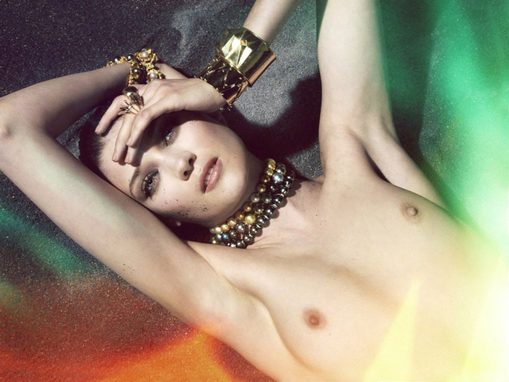 Naked women Moldavians