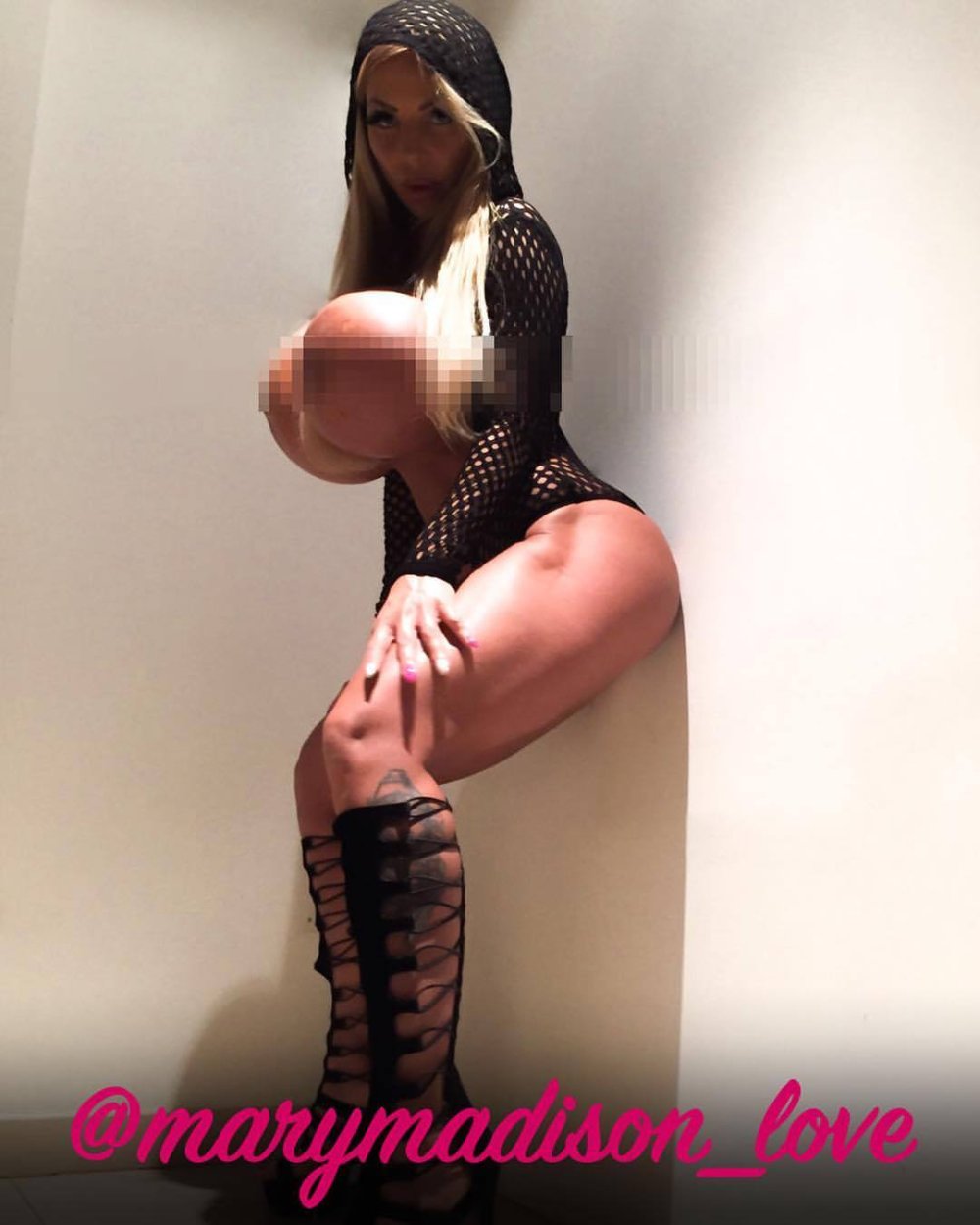 Mary Mary Big Fake Tits Nude
