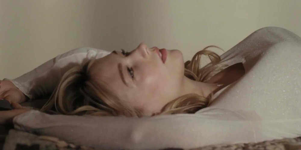 Girl on the train Paul Hawkins Film