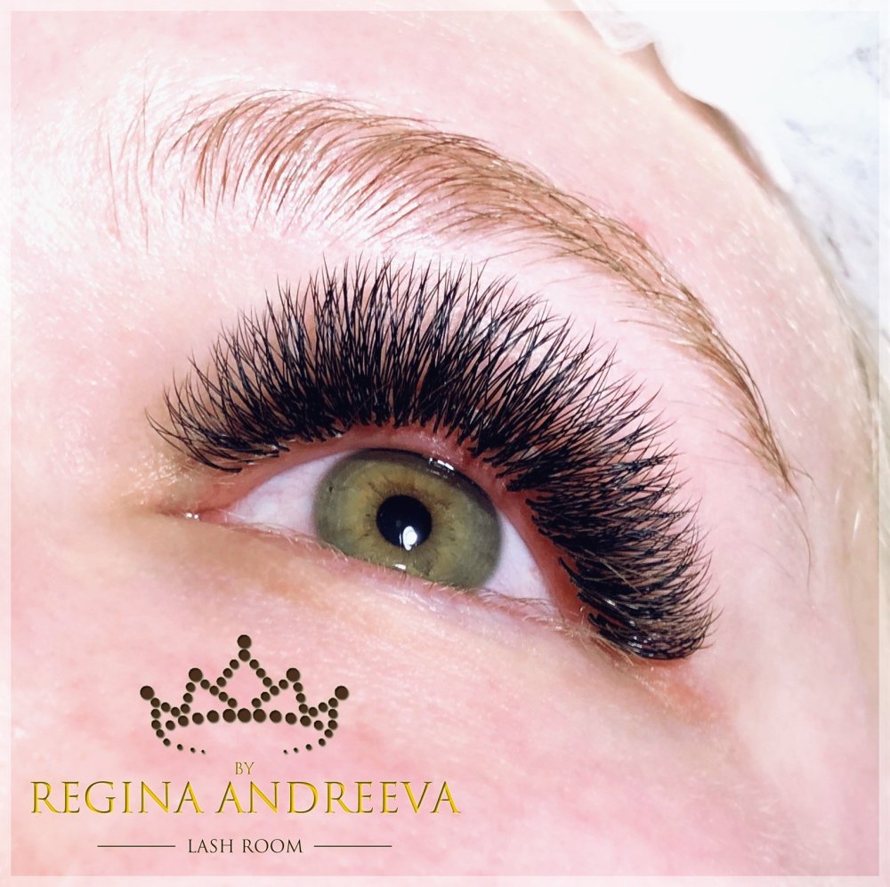 Romanova Makeup Oksana Pavers