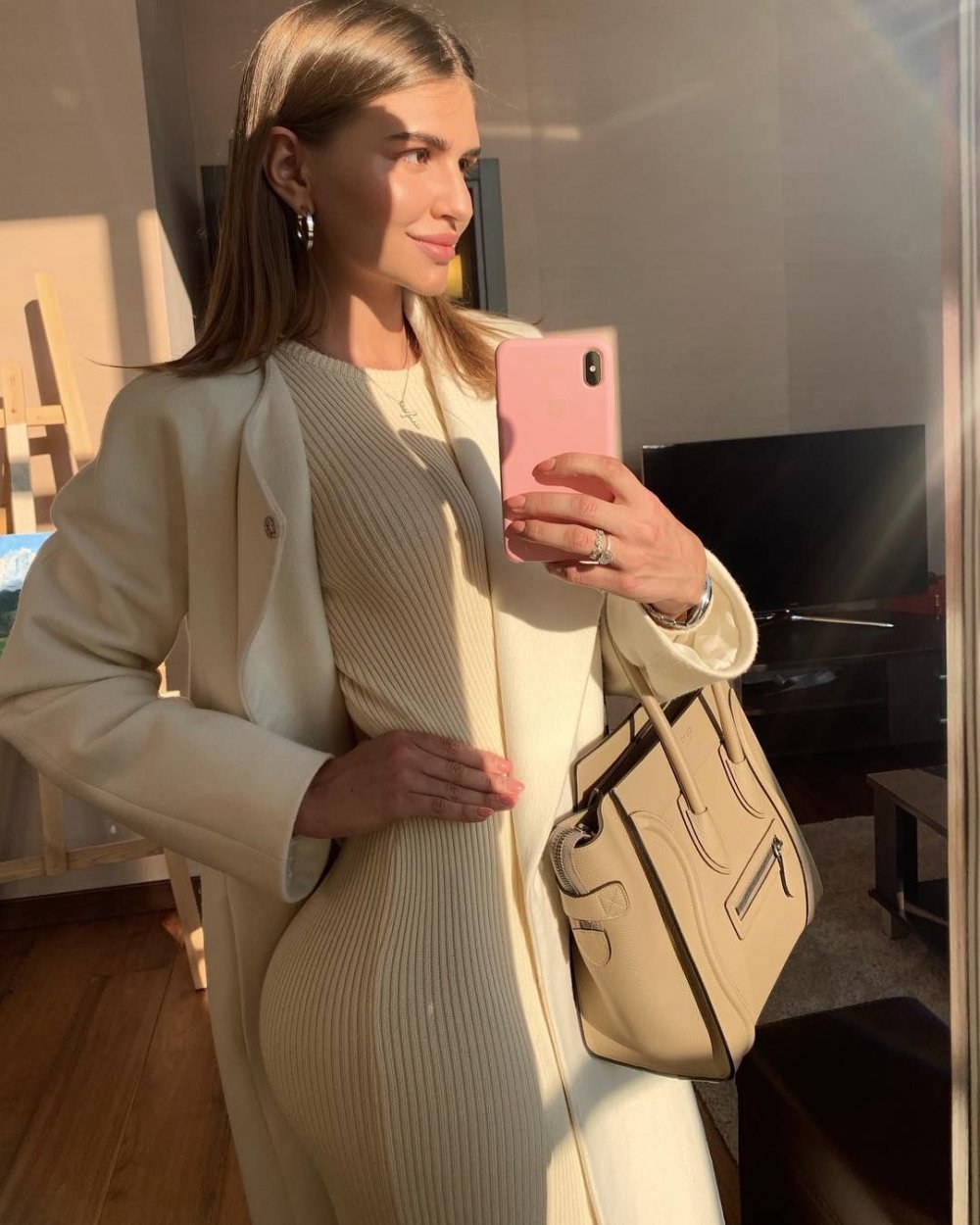 Anastasia Mironova @mironovanastasiia