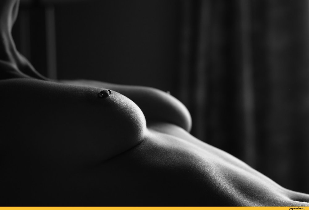 Orgasmating girl