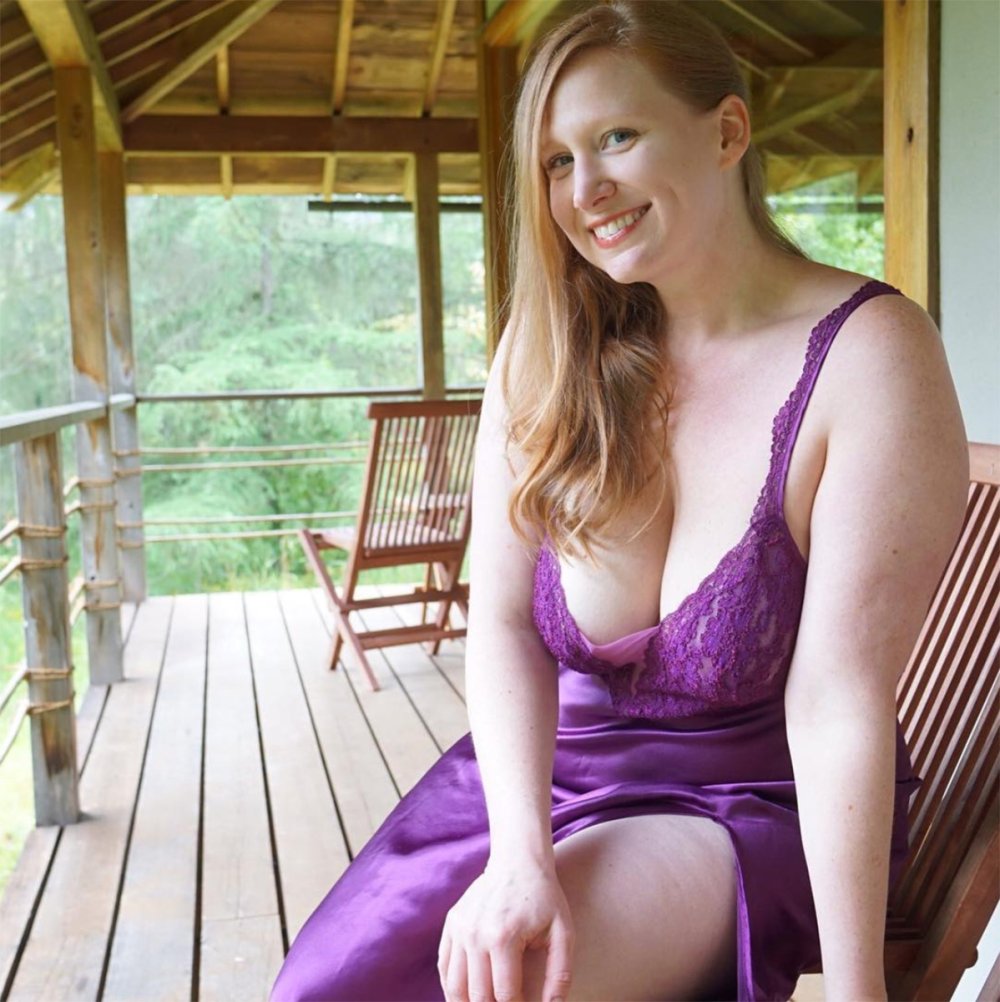 Ginger Daydreams without clothes