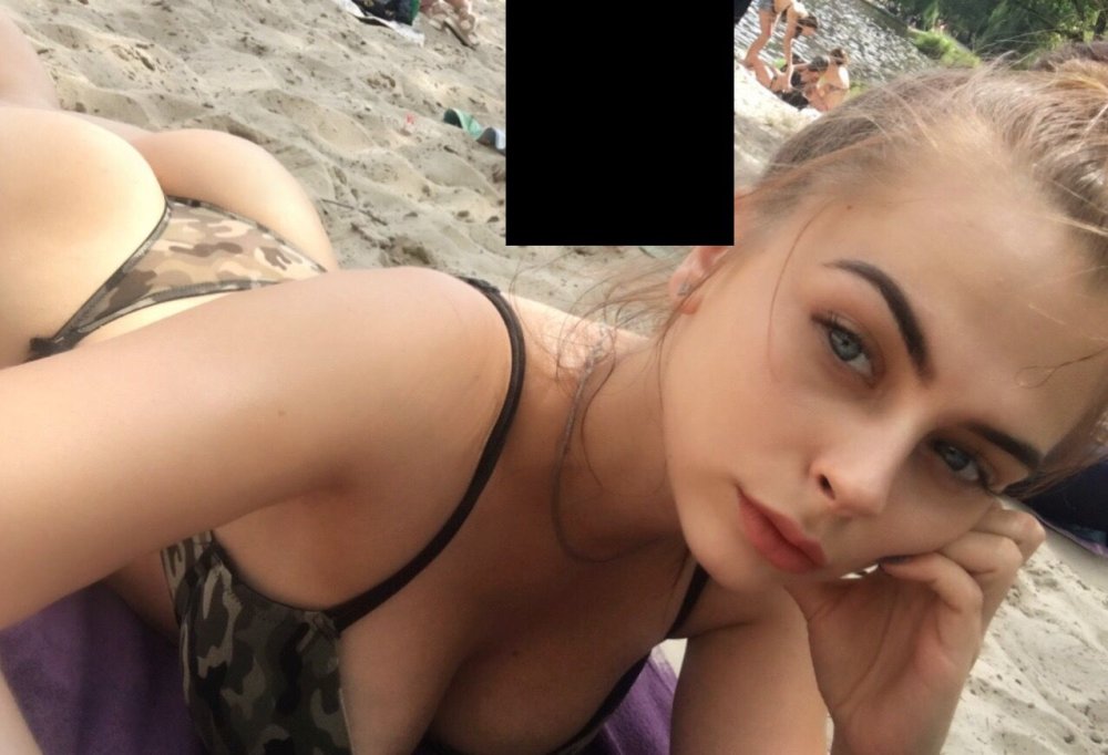 Maria March in underwear