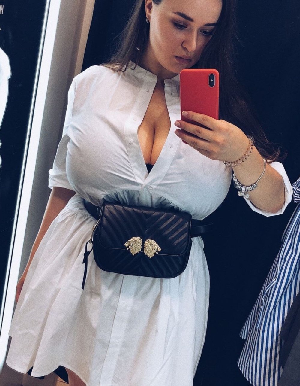Macolithic Simonyan Tits