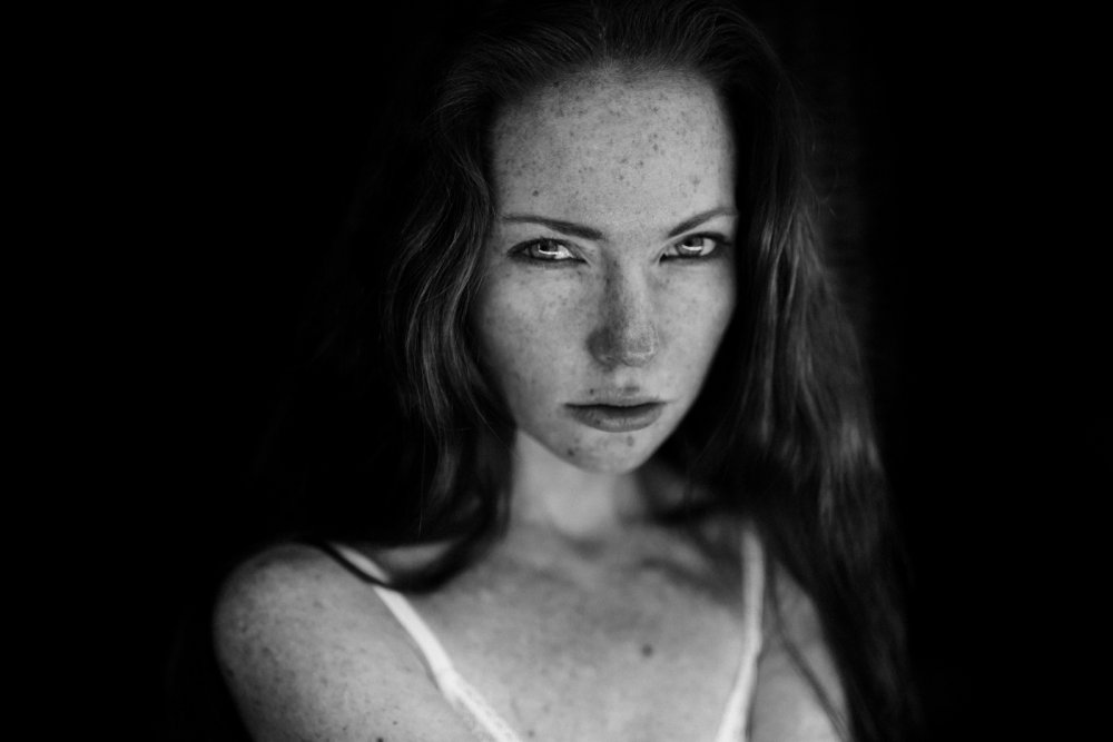Oksana Butovskaya model drain