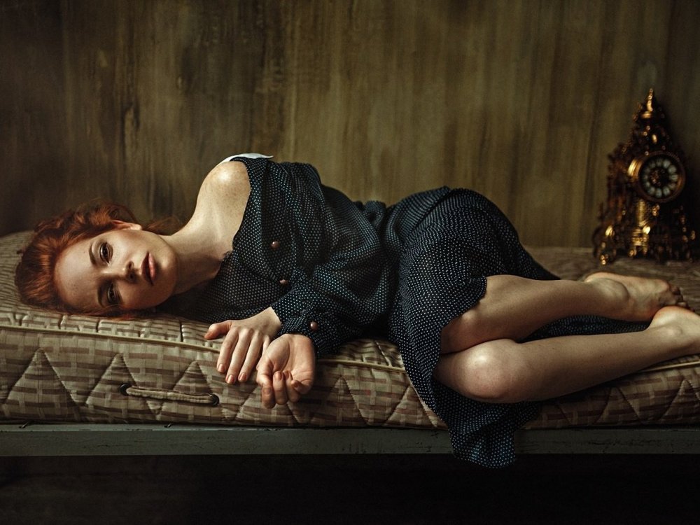 Oksana Butovskaya model drain