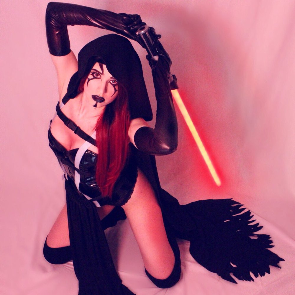 ADELINE FROST AS Rey from Star Wars