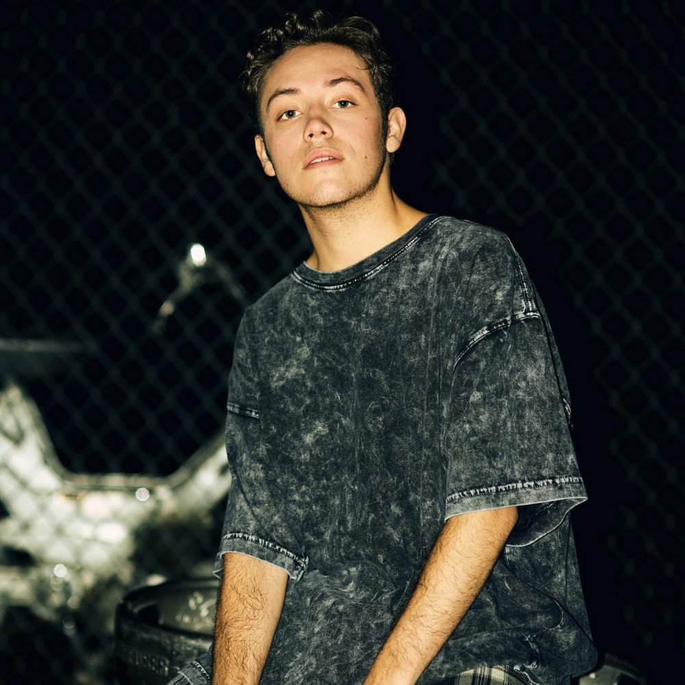Ethan Katkoski without T -shirt 2021